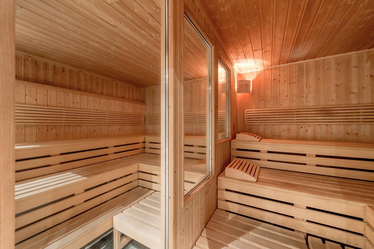 Appartments Cervus St. Moritz Bagian luar foto